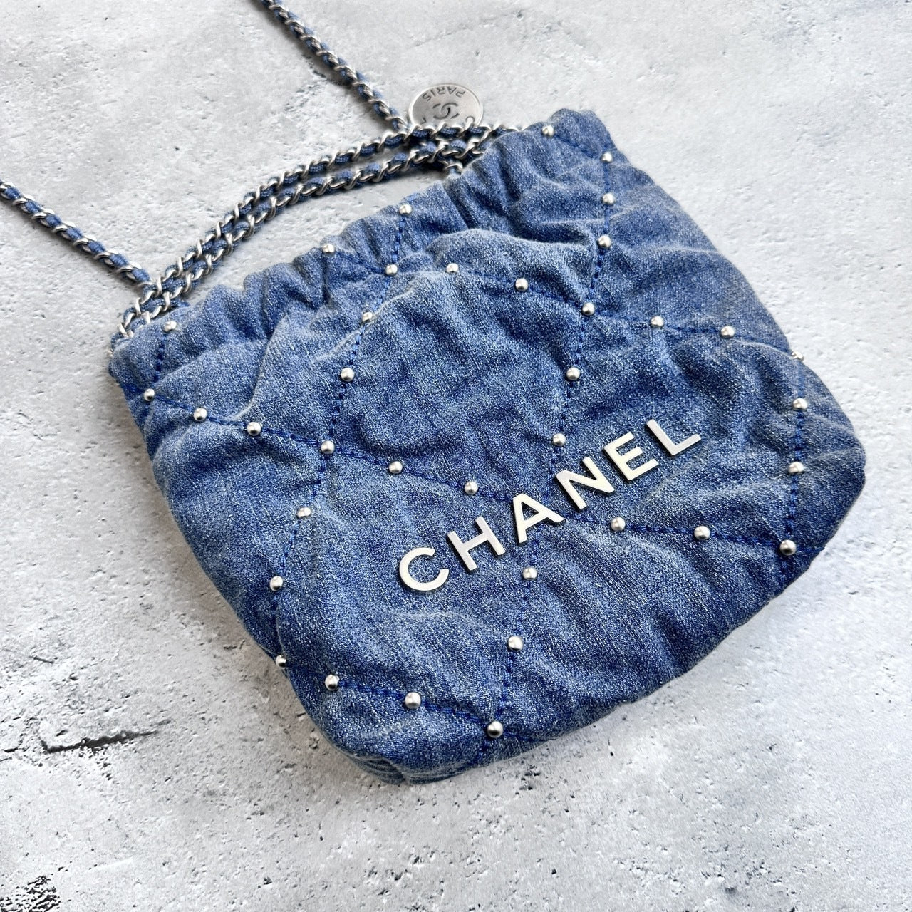 CHANEL 24ss新作 完売必至 CHANEL22 ミニ ハンドバッグ AS3980 B16649 NY101