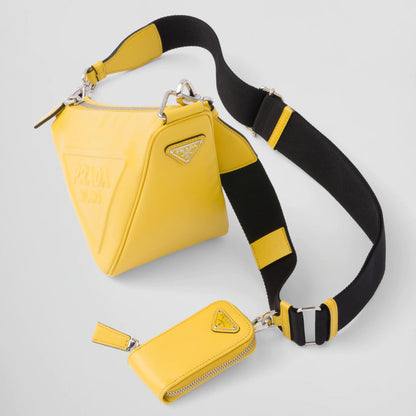 累積売上第１位☆新作☆ プラダ PRADA トライアングル レザーショルダーバッグ