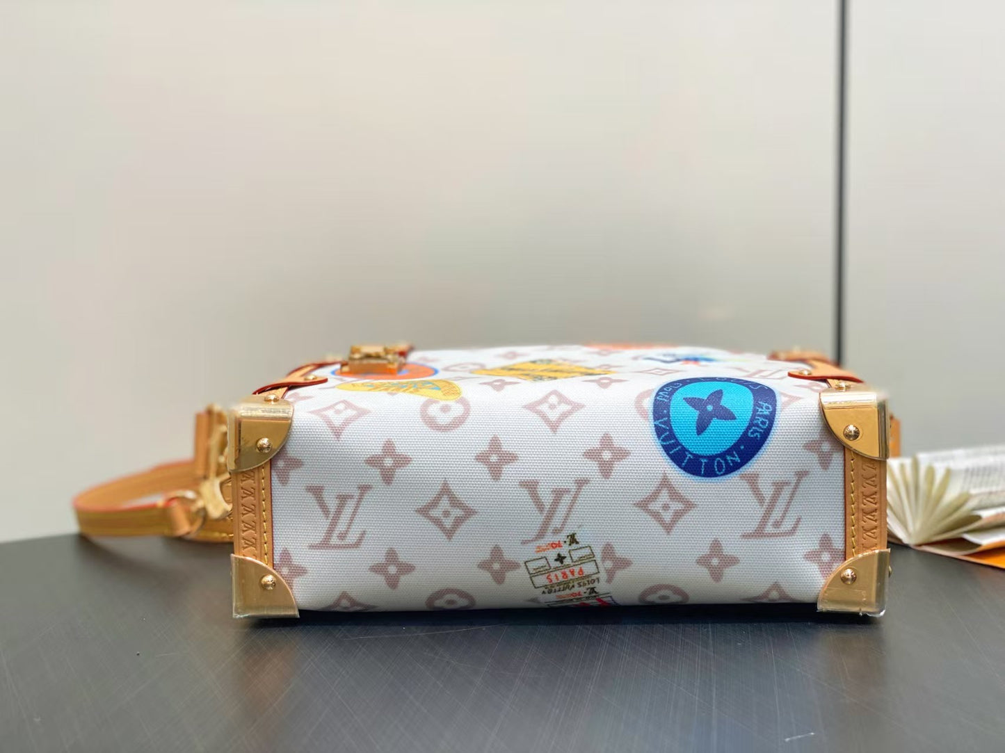 NEW L&V ハンドバッグ ボックスレザーボーダー 落書き