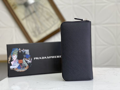 PRADA(プラダ) 財布19x12cm