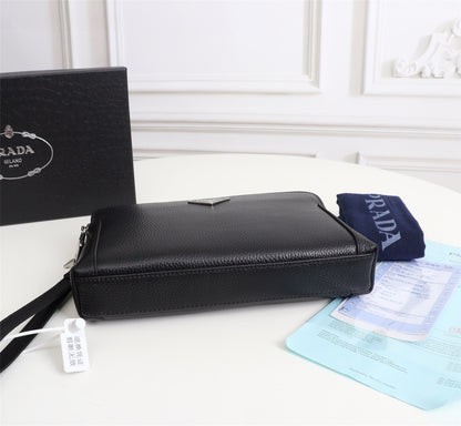 【PRADA 公式 旗艦店】プラダ クラッチバッグ当日出荷 好評に付き再入荷！24*14*5CM
