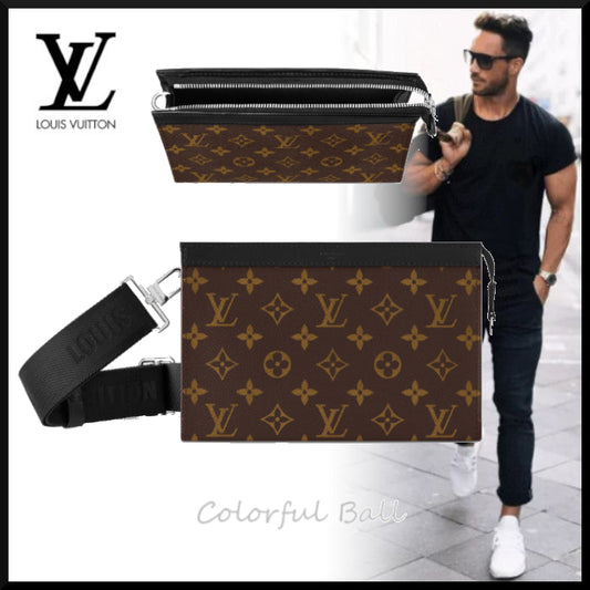 【メンズに大人気】Louis Vuitton　ガストン・ウェアラブル M14036