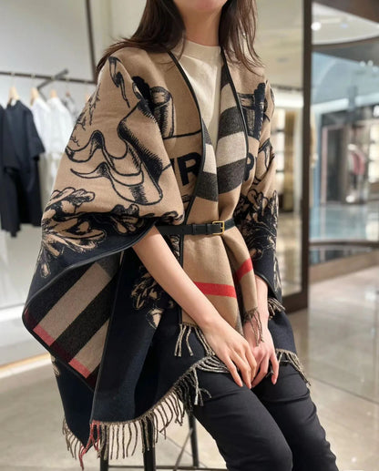 【BURBERRY バーバリー 】バーバリー最新作ナイトウォーホース両面ジャガードショールケープ‼ ️定番中の定番