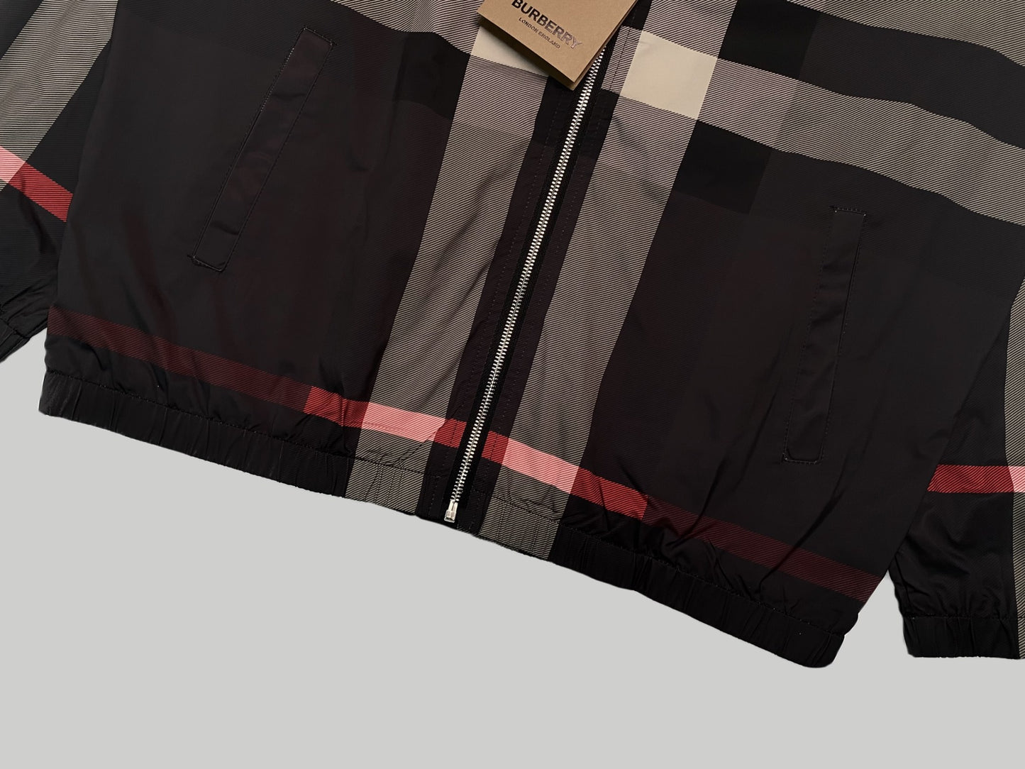 【2024】【BURBERRY 公式旗艦店】バーバリー ジャケット 好評に付き再入荷！