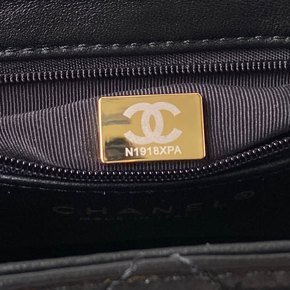 Chanel AS4416 handle bag