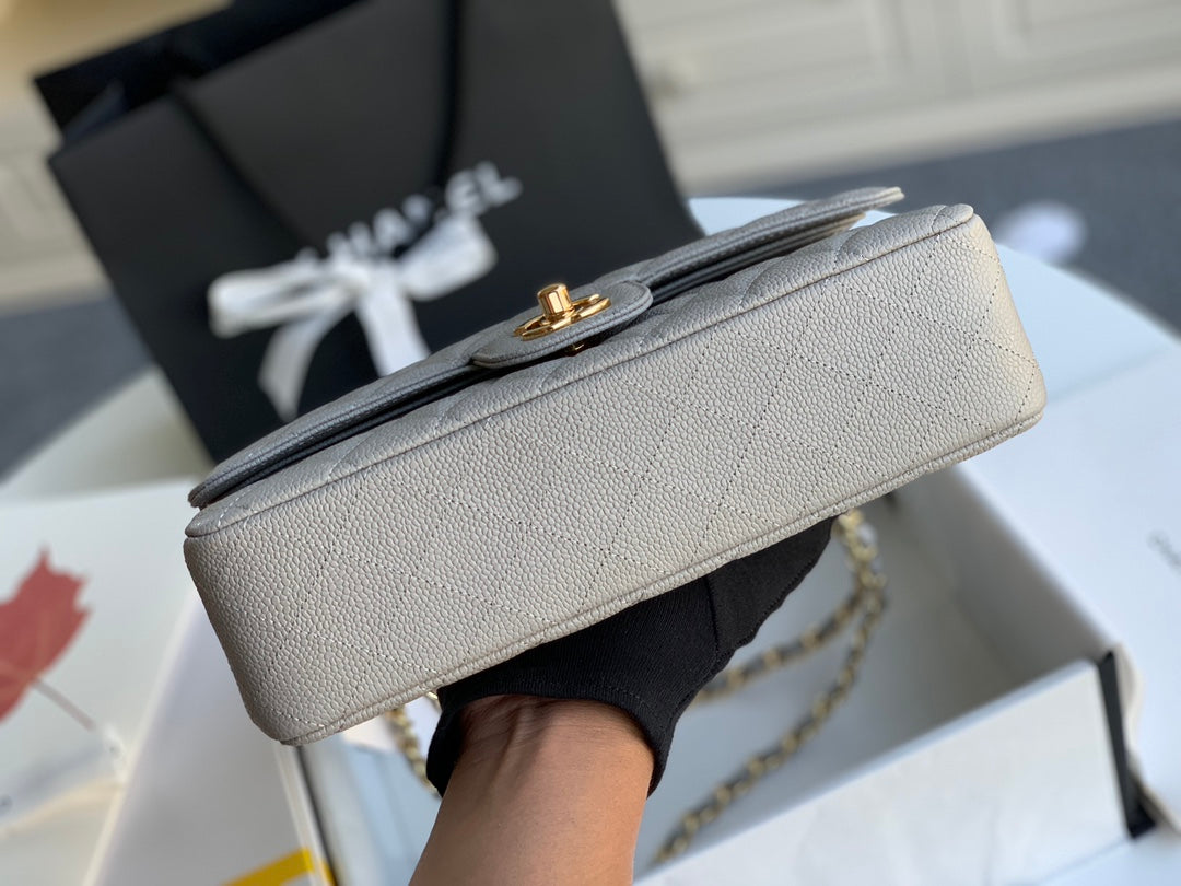 Chanel Flap Bag 1112