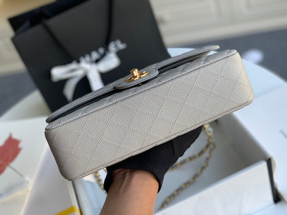 Chanel Flap Bag 1112