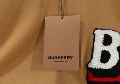 【Burberry】男女兼用、ご好評に付き再入荷！
