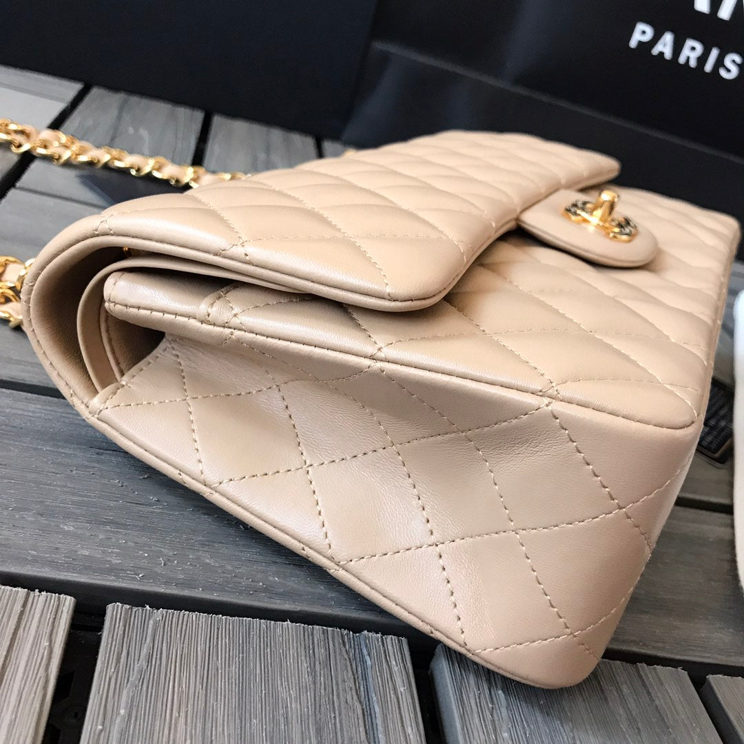 Chanel Flap Bag 1112