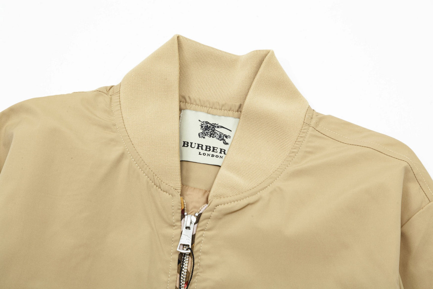 【BURBERRY】バーバリー ジャケット着ご好評に付き再入荷！240920