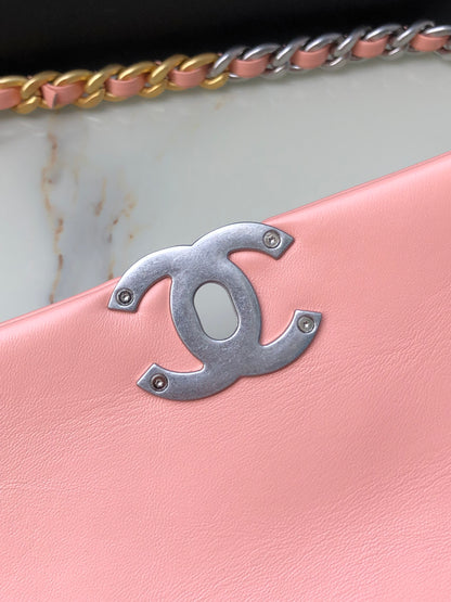 Chanel 19 medium 1161