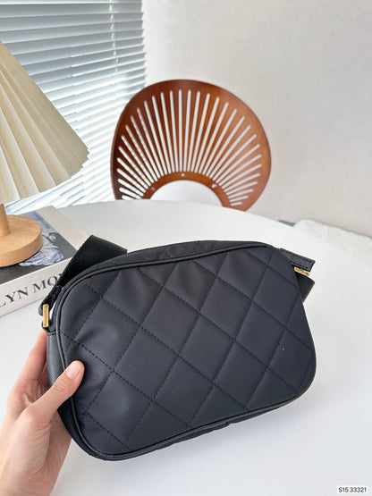 【PRADA 公式旗艦店】 プラダ 斜めがけバッグ当日出荷 好評に付き再入荷24*16CM