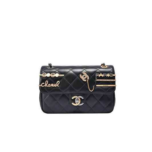 【入手困難】25ans雑誌掲載！中条あやみ愛用Chanel Pearls Charms Mini Flap Bag AS2978