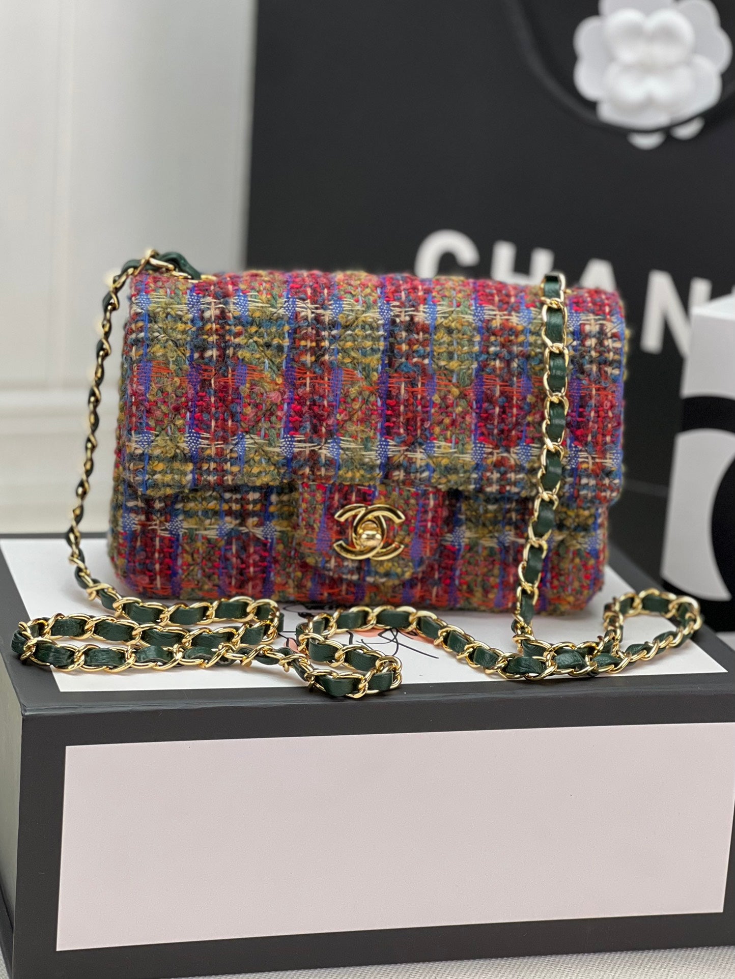 Chanel MINI CLASSIC FLAP BAG 1116