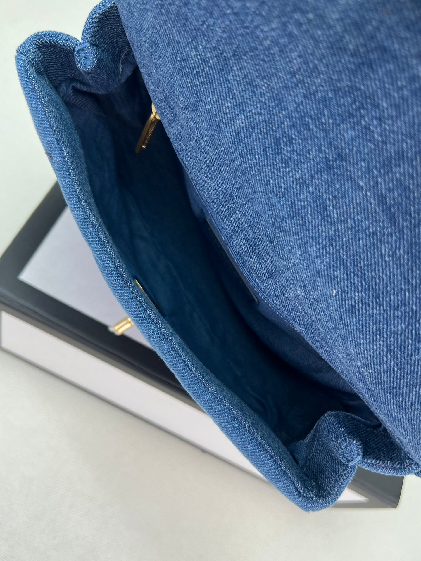 CHANEL FLAP BAG AS3134