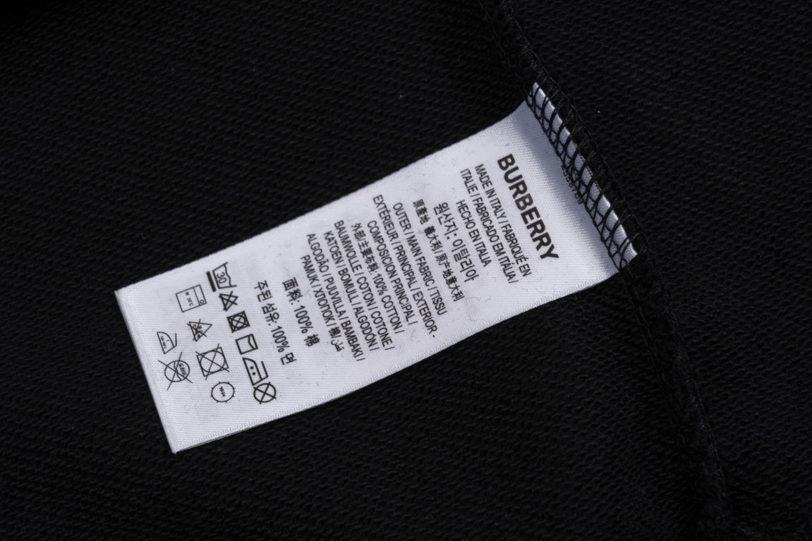 【 Burberry 旗艦店】ご好評に付き再入荷！！