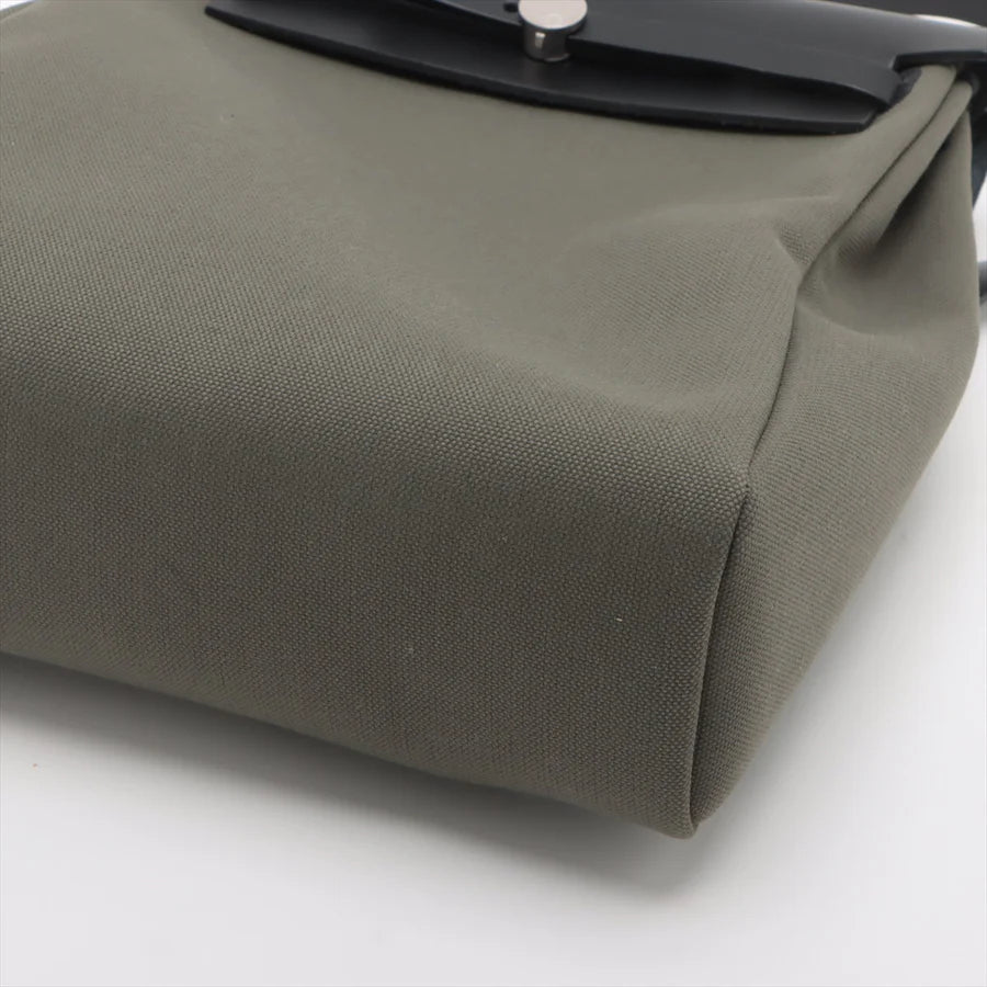 エルメス エールバッグジップPM トワルミリタリー カーキ シルバー金具