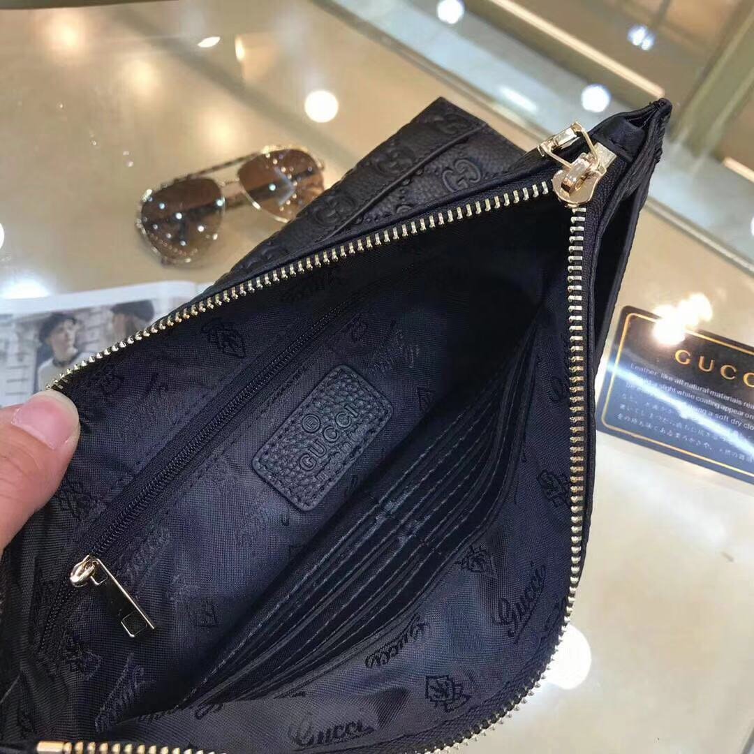 Gucci(グッチ)クラッチバッグ 28x18cm