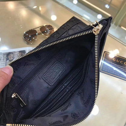 Gucci(グッチ)クラッチバッグ 28x18cm