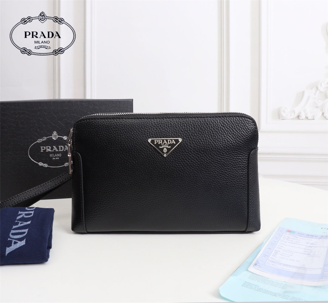 【PRADA 公式 旗艦店】プラダ クラッチバッグ当日出荷 好評に付き再入荷！24*14*5CM