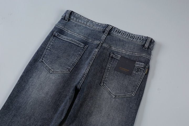 Burberry バーバリー ジーンズ