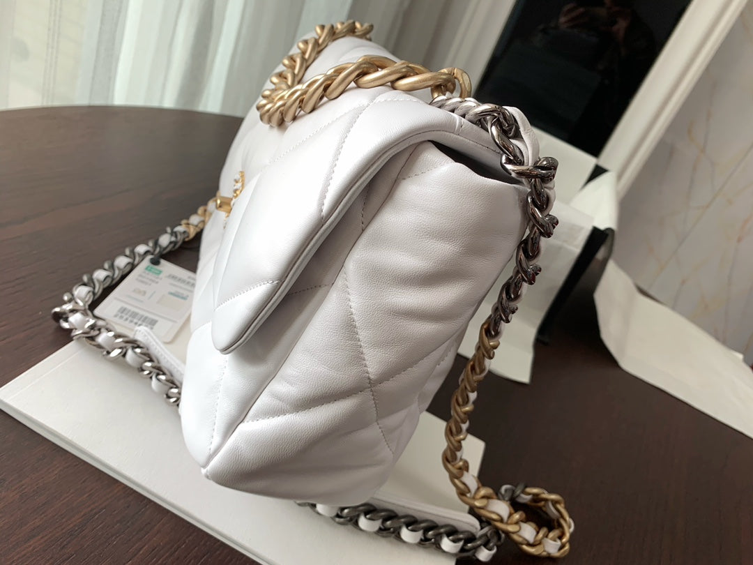 Chanel 19 medium 1161