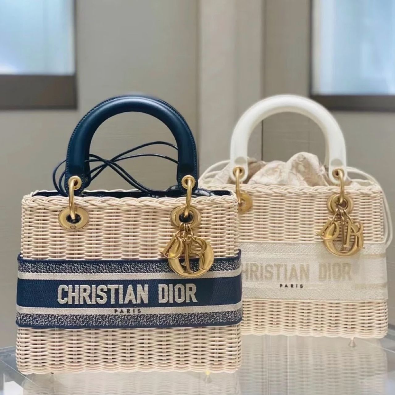 【DIOR】新木優子さん愛用☆LADY DIOR ミディアム バッグ