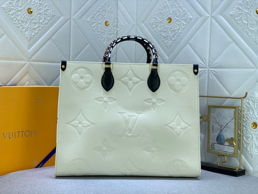Louis Vuitton(ルイヴィトン)新作モデルが登場【LV CRAFTY ONTHEGO ハンドバッグ】