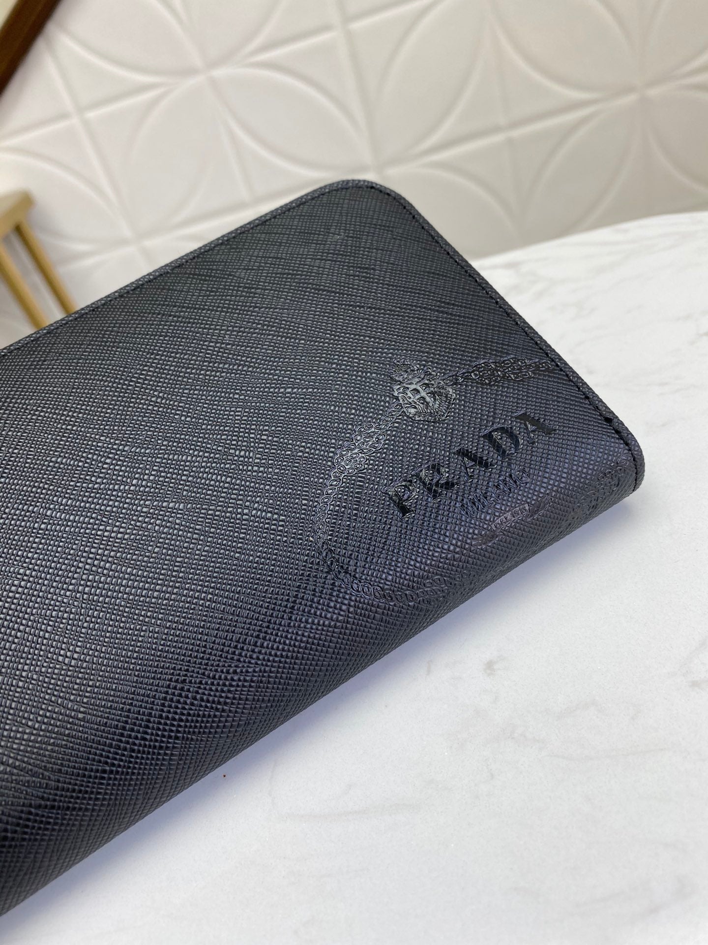 PRADA(プラダ) 財布19x12cm