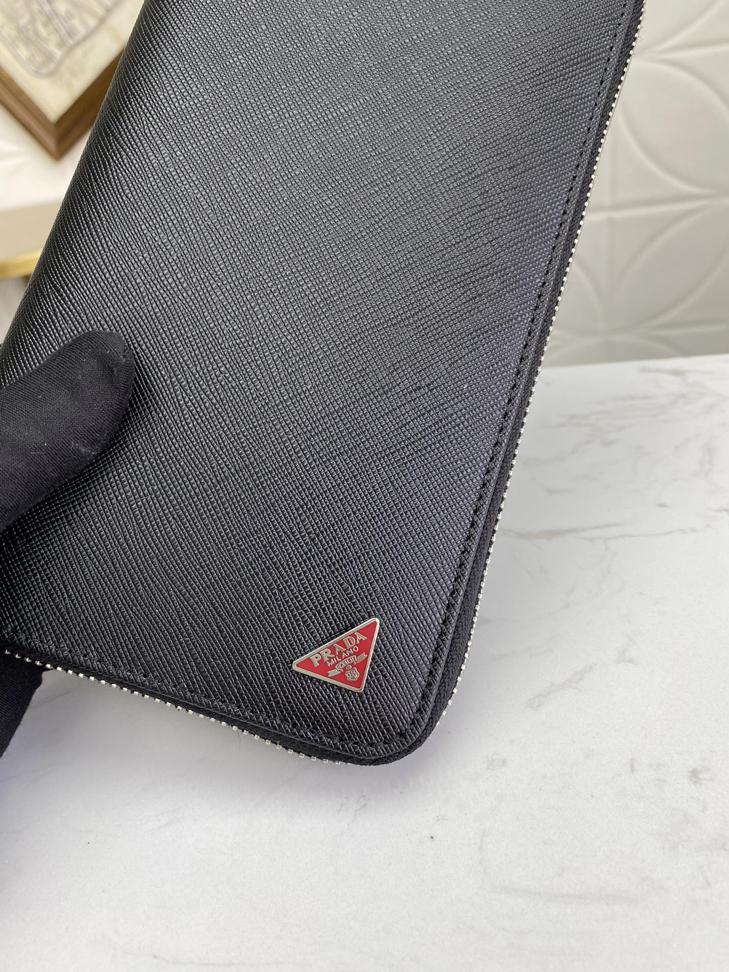 PRADA(プラダ) 財布 21x12cm