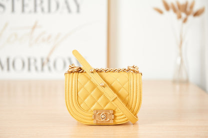 Chanel MINI 22 COCO BEACH AS3315