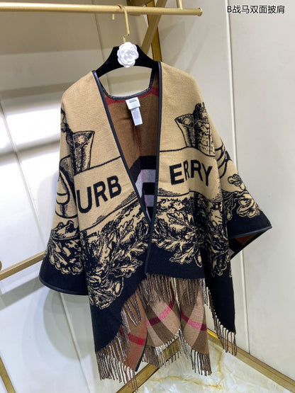 【BURBERRY バーバリー 】バーバリー最新作ナイトウォーホース両面ジャガードショールケープ‼ ️定番中の定番