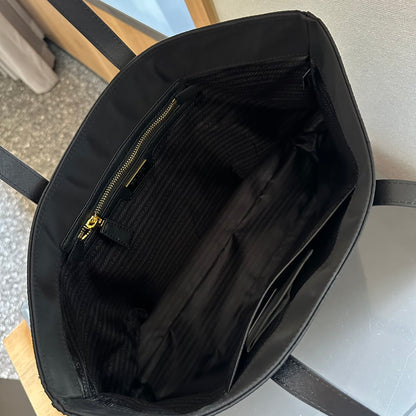 【PRADA 公式 旗艦店】プラダ ハンドバッグ当日出荷 好評に付き再入荷！37*32CM 240719