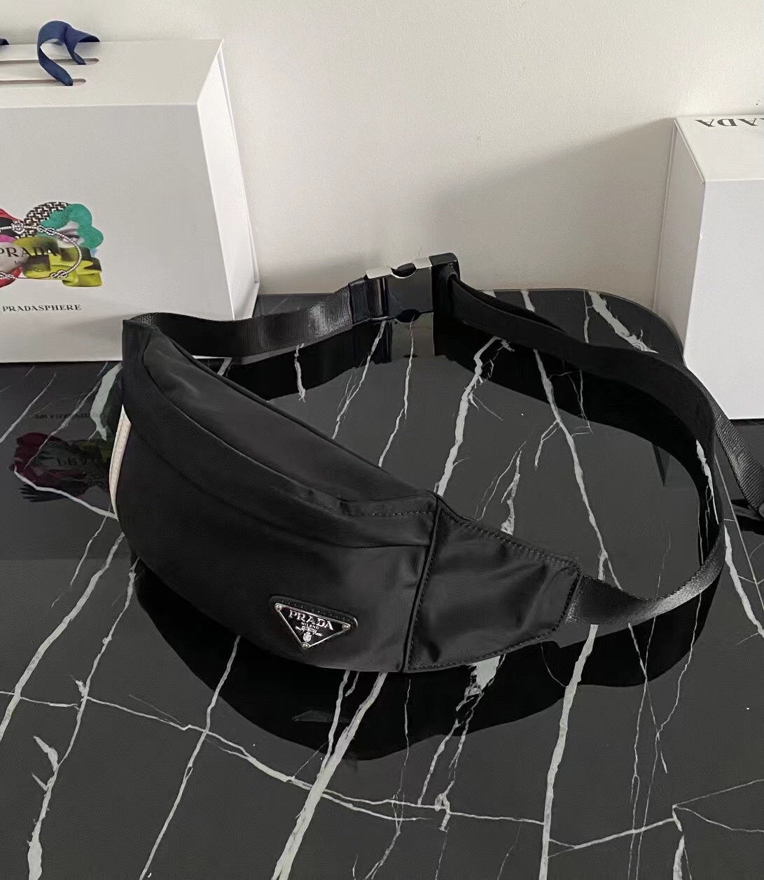 【PRADA 公式 旗艦店】プラダ ウエストポーチ 当日出荷 好評に付き再入荷！26*12*7CM