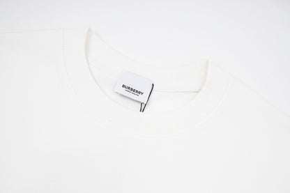 【 Burberry 旗艦店】ご好評に付き再入荷！！