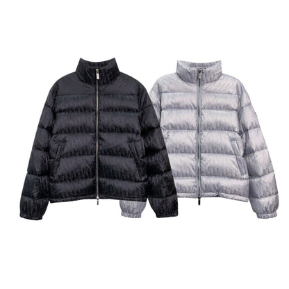 【DIOR公式 旗艦店】（ディオール ） ダウンジャケット、ご好評に付き再入荷！