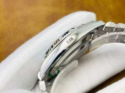 ロレックス デイデイト 40 プラチナ 228236-0012