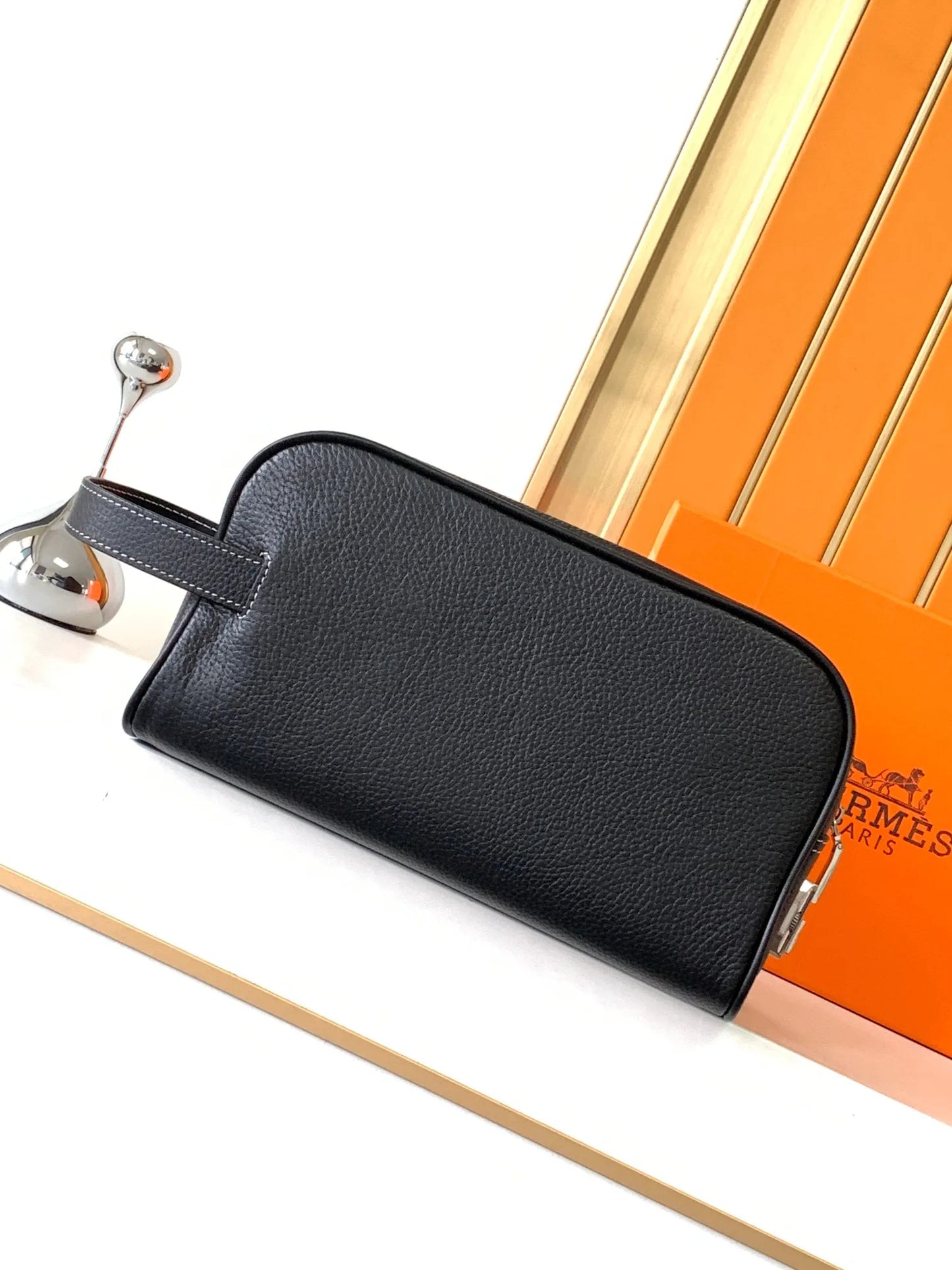 【HERMES 公式旗艦店】エルメス クラッチバッグ 当日出荷 好評に付き再入荷！27*15*10CM