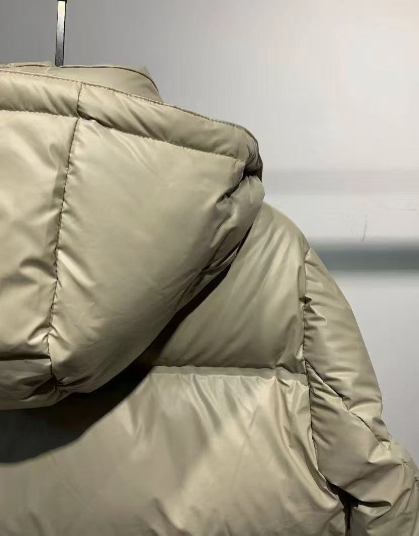 PRADA ダウンジャケット 代金引換 送料無料 おうちで試着