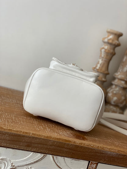 CHANEL 2022 DUMA 2908