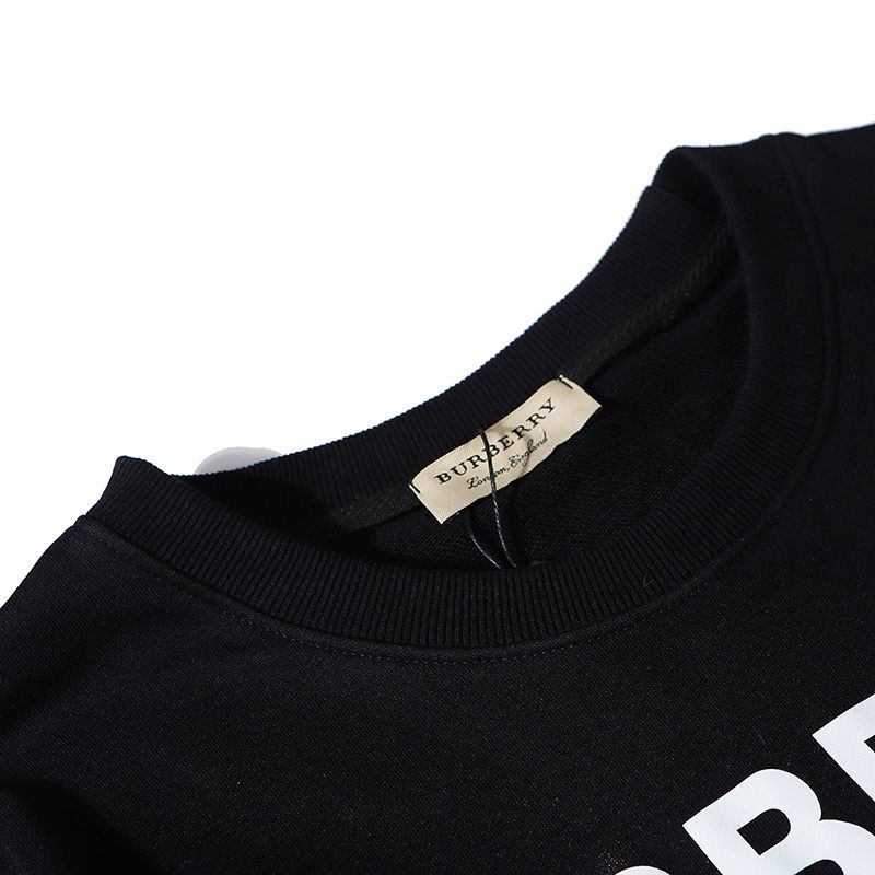 【BURBERRY】男女兼用 ご好評に付き再入荷！