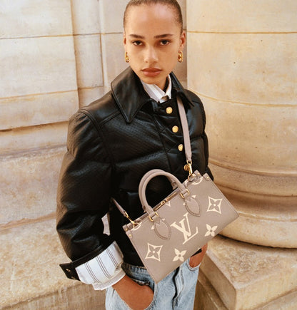 【エレガント】Louis Vuitton　オンザゴー EW　ハンドバッグ M23641