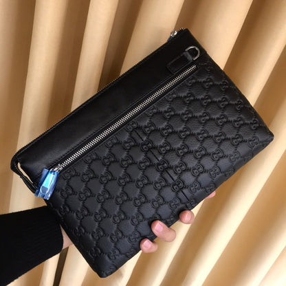 Gucci(グッチ)クラッチバッグ 30x20x3cm