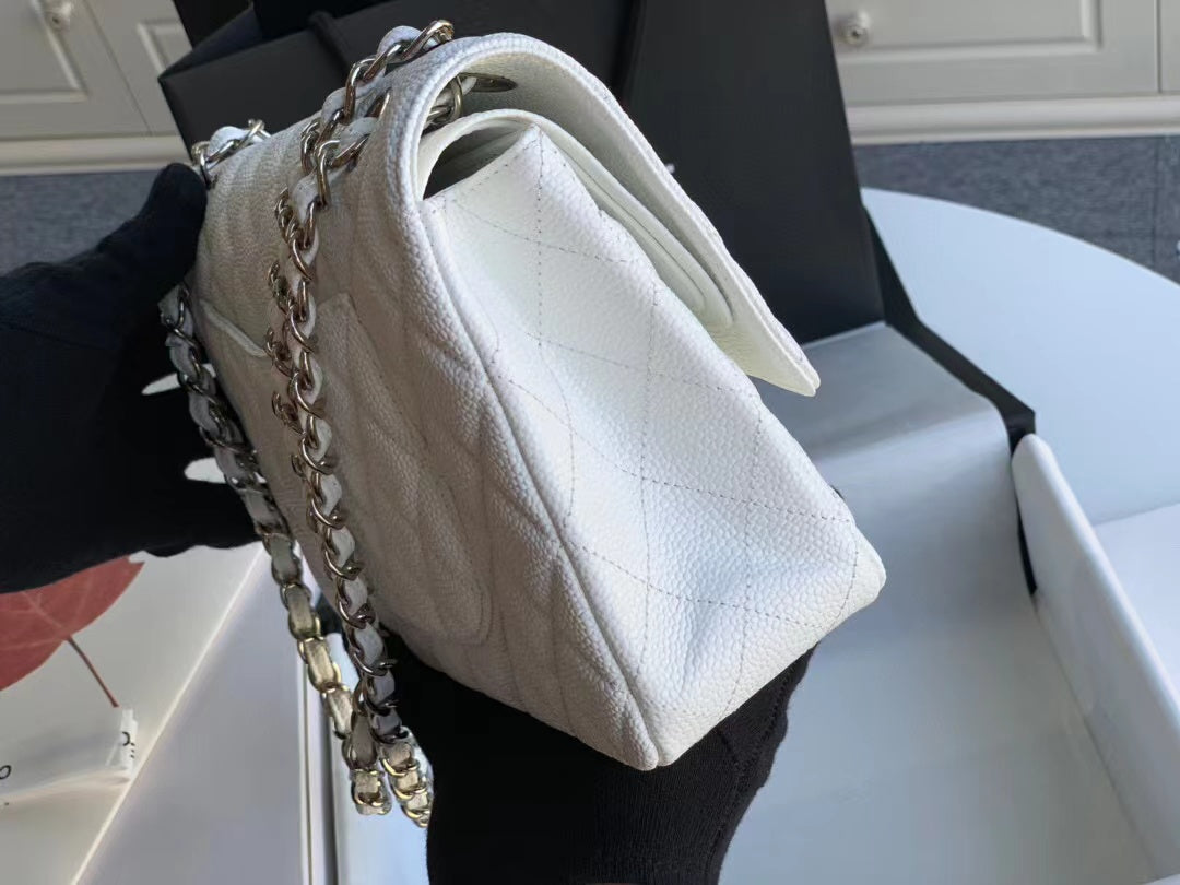 Chanel Flap Bag 1112