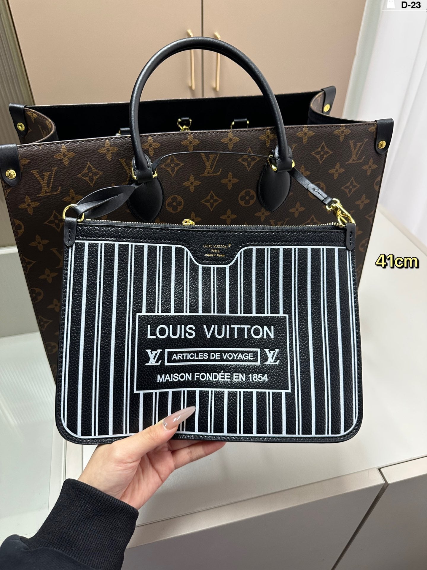 Louis Vuitton(ルイヴィトン) コストパフォーマンスの王様 onthego マミーバッグ 新モデル発売