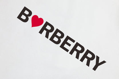 【 Burberry 旗艦店】ご好評に付き再入荷！！