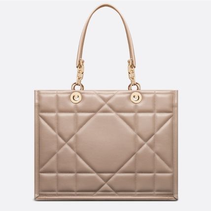 【DIOR】★高級感漂うデザイン★DIOR ESSENTIAL ミディアムトートバック