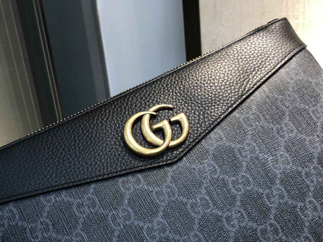 Gucci(グッチ)クラッチバッグ 27X17X3cm