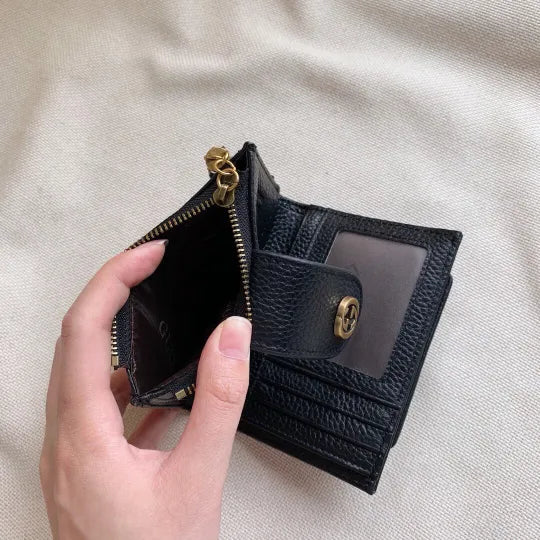 Gucci 704財布
