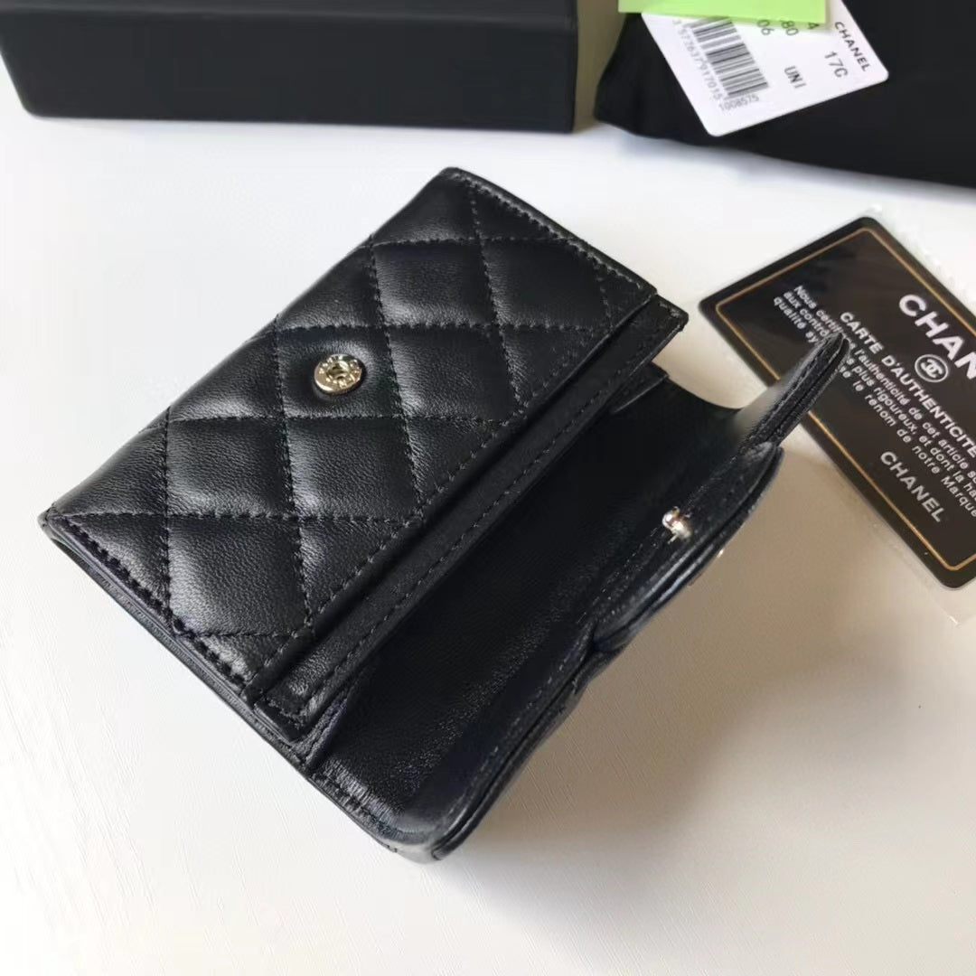 Chanel Classic Leather Wallet In Black